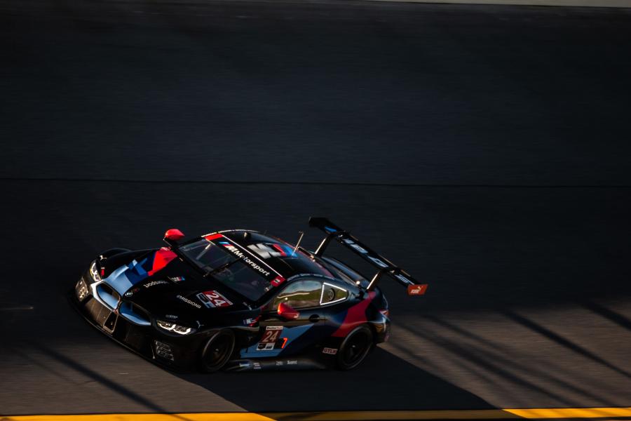  BMW M8 GTE (F92) 2020 года  (фото 3 из 9)
